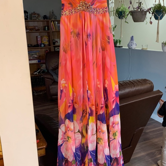 Tony Bowls Strapless Floral Dress - Picture 2 of 6